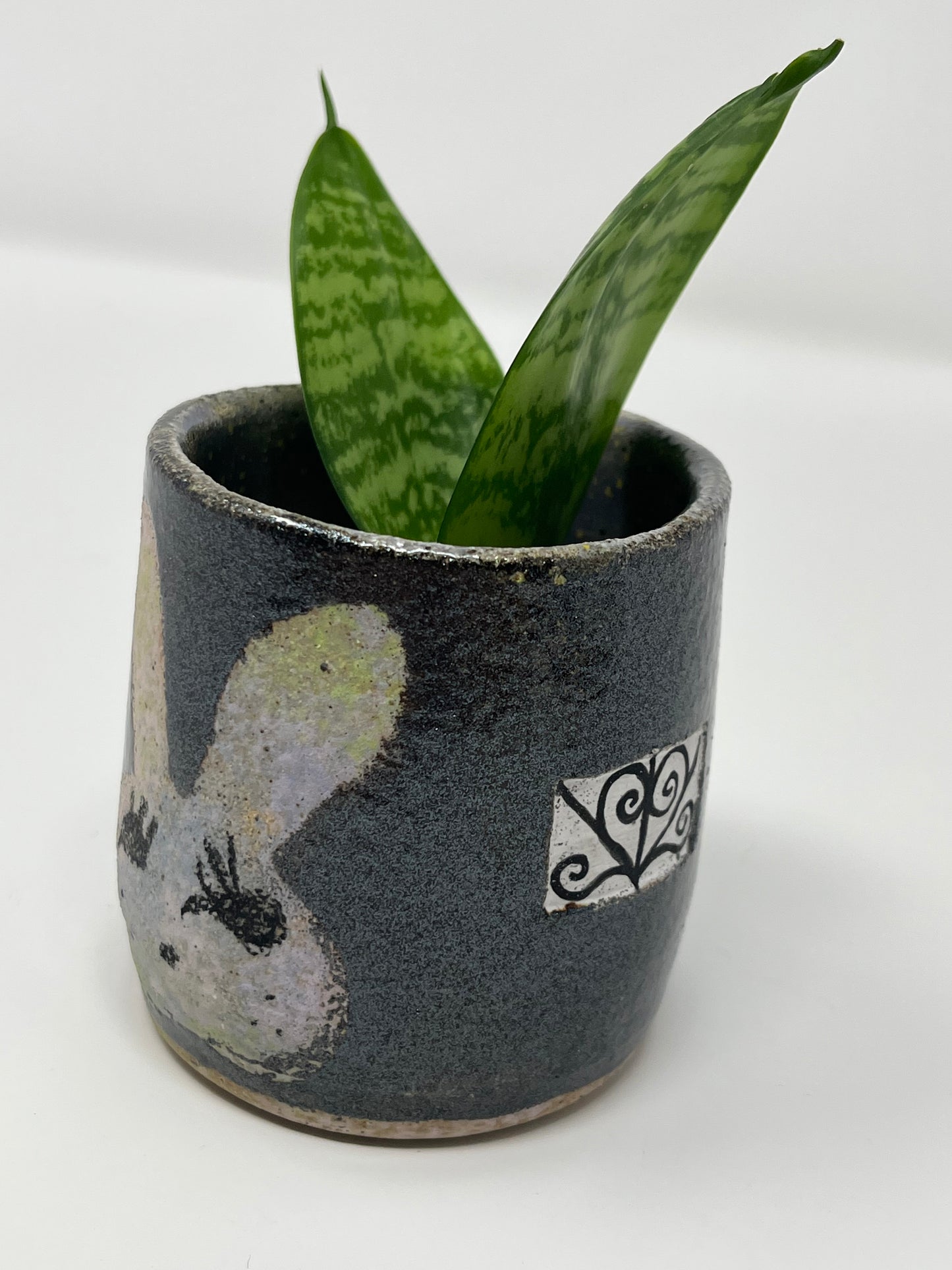 Wrought Iron Bunny Tea Cup